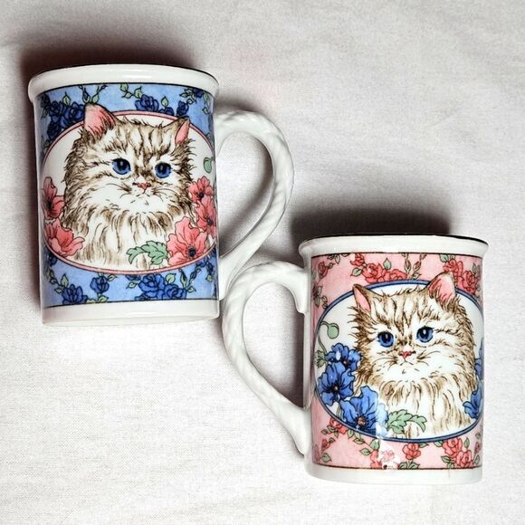 Kathy Takahashi San Francisco French Nouveau 1980's Set of 2  Square Cat Mugs - Picture 1 of 6